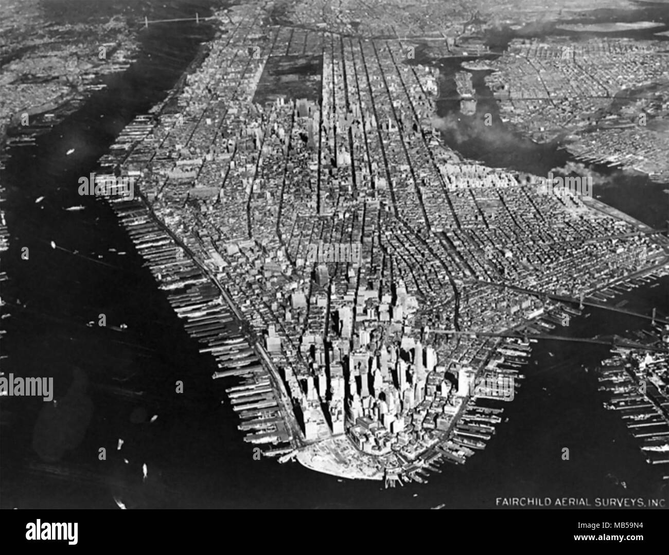 NEW YORK aerial vie by Fairchild Aerial Surveys Inc on 16 December 1951 Stock Photo