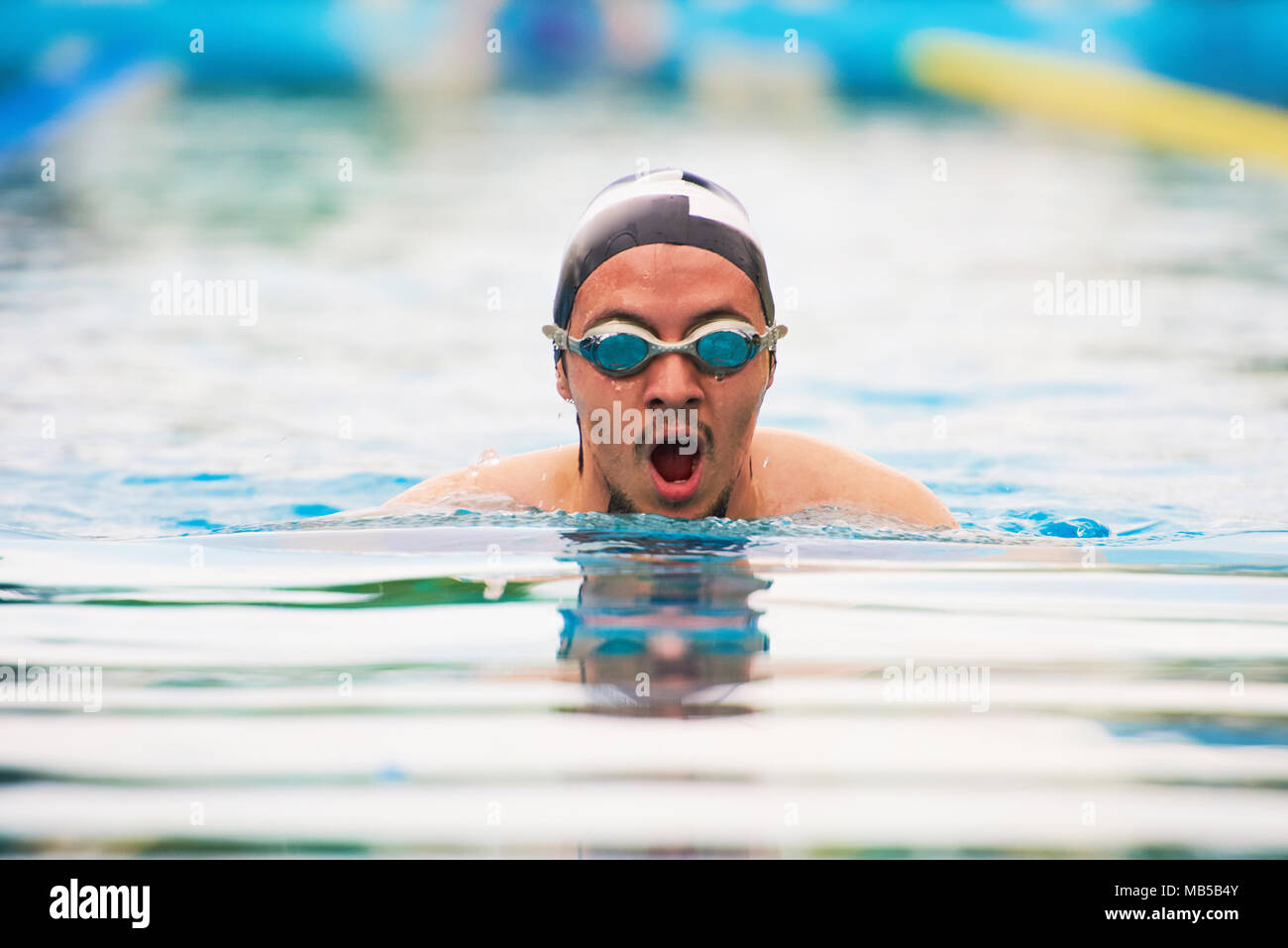 Swimmer male hi-res stock photography and images - Alamy