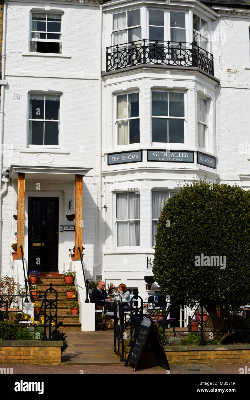 Gleneagles Guesthouse in Clifftown Parade, or Cliff Town Parade