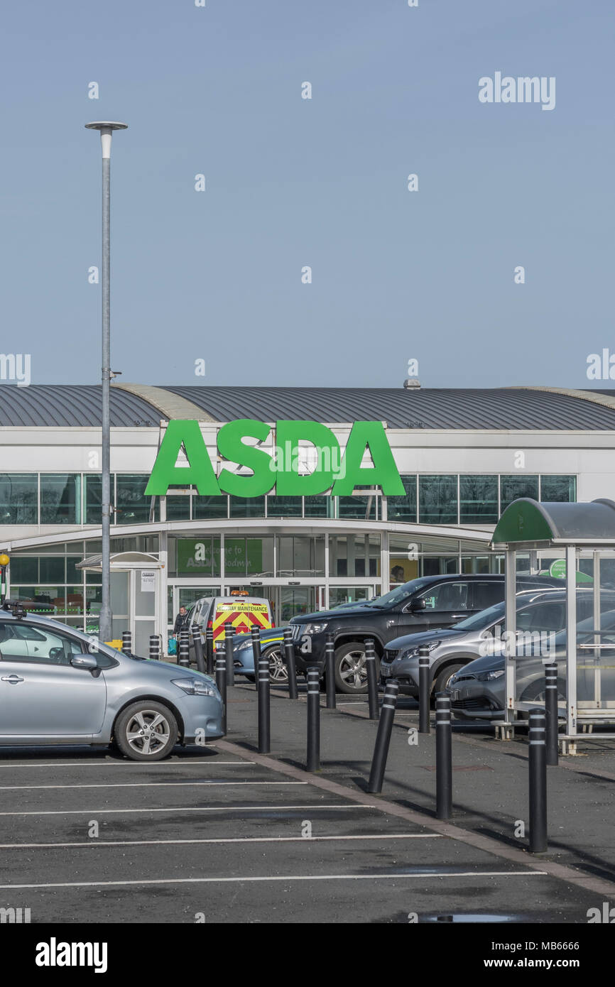 Death of the High Street metaphor / concept - out of town shop exterior of the ASDA Bodmin store, Cornwall. Stock Photo