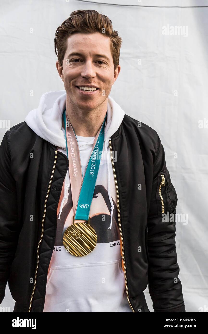 Shaun White meets fans at his Air + Style Festival in Los Angeles, CA Stock Photo