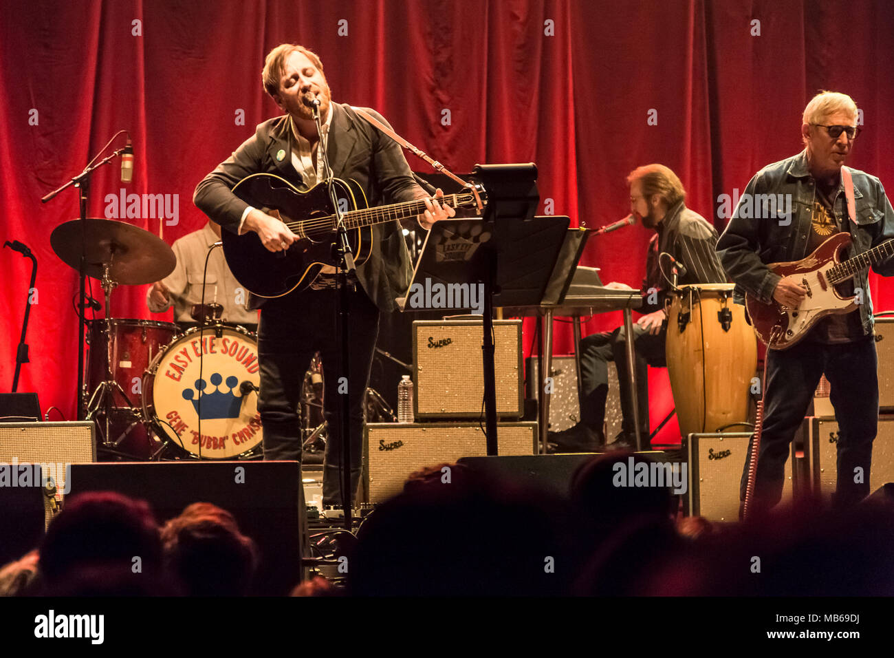 Dan Auerbach performs in Los Angeles on the Easy Eye Sound Revue Tour Stock Photo