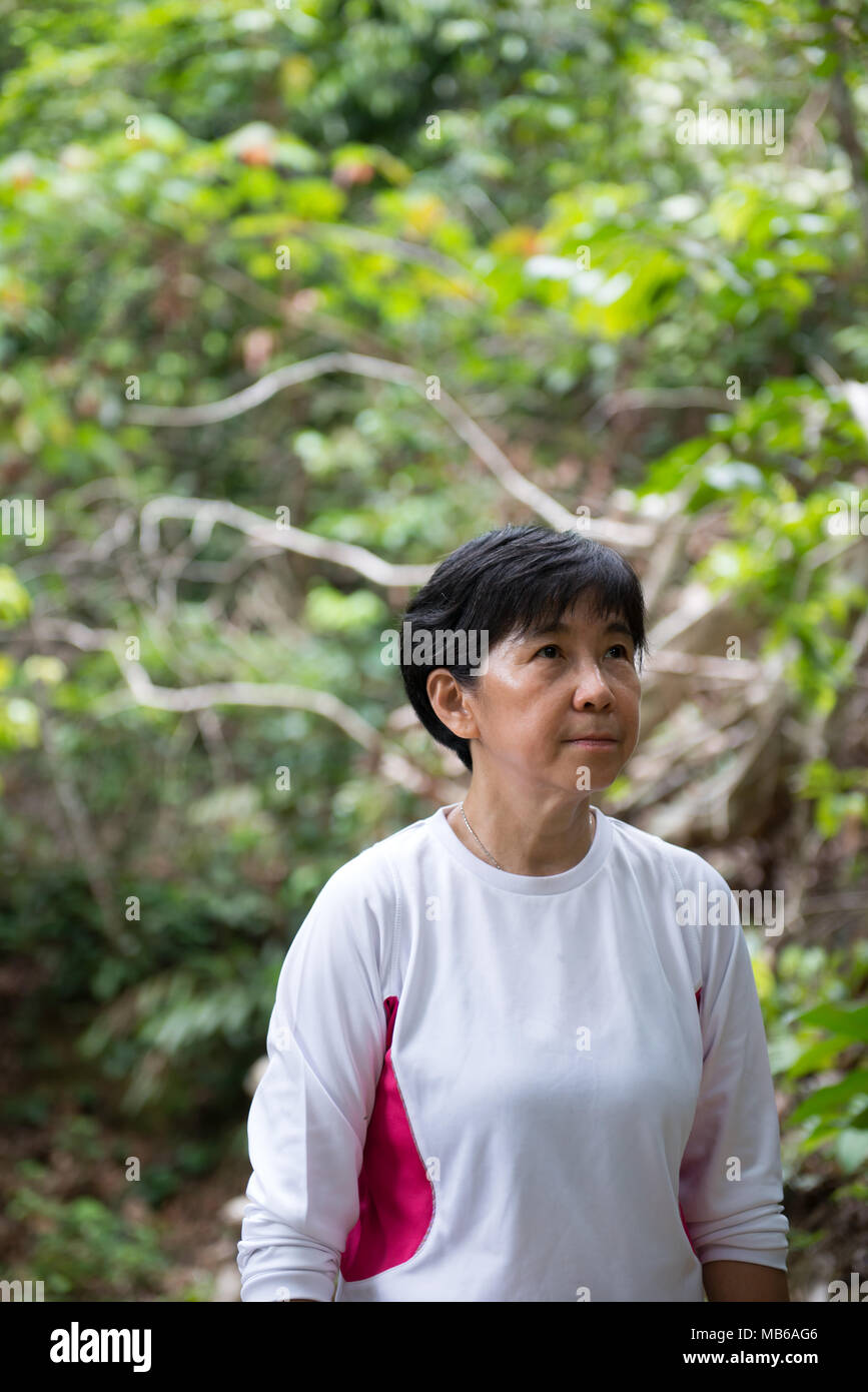 Woman hiking mountain trekking hi-res stock photography and images - Alamy