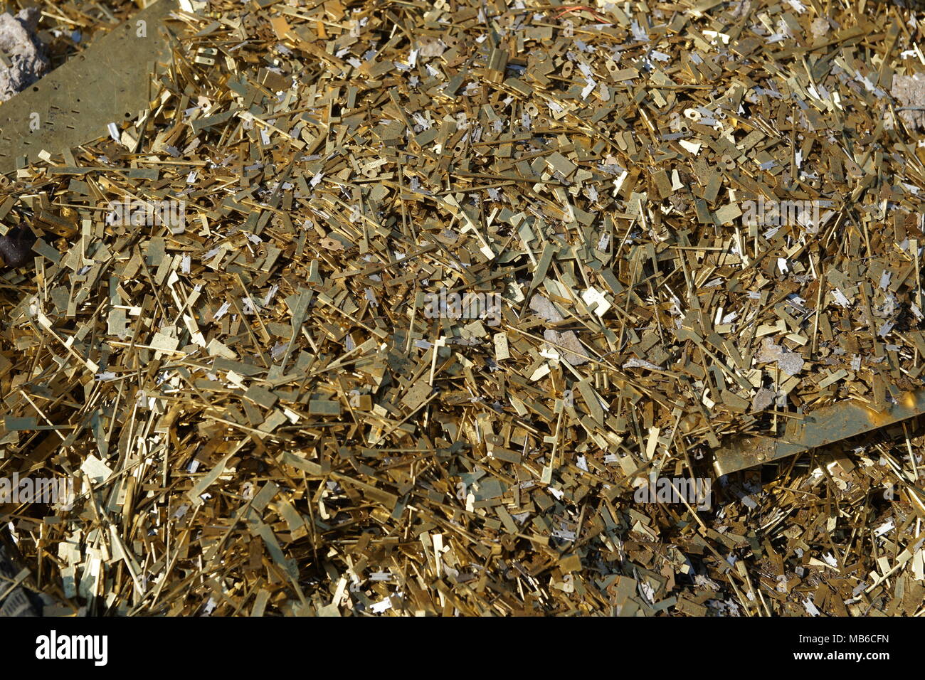 Metal trash for scrap Stock Photo - Alamy