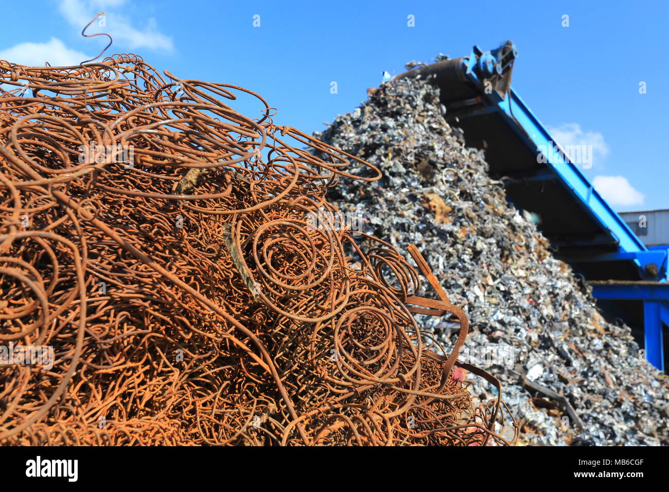 Metal trash for scrap Stock Photo - Alamy