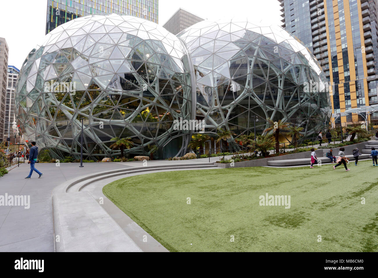 Amazon Spheres office building in Downtown Seattle, WA Stock Photo Alamy
