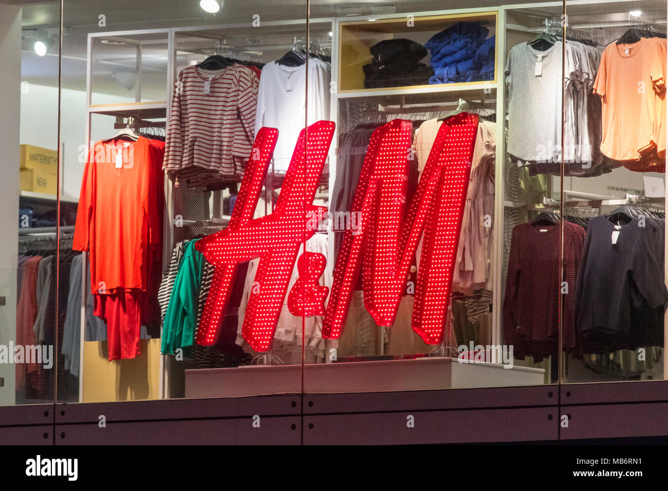 H&M H and M clothes store sign logo Stock Photo - Alamy