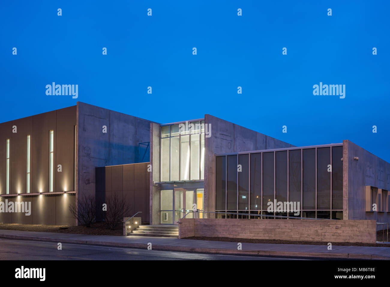 Wolcott School Gymnasium in the West Town neighborhood Stock Photo Alamy