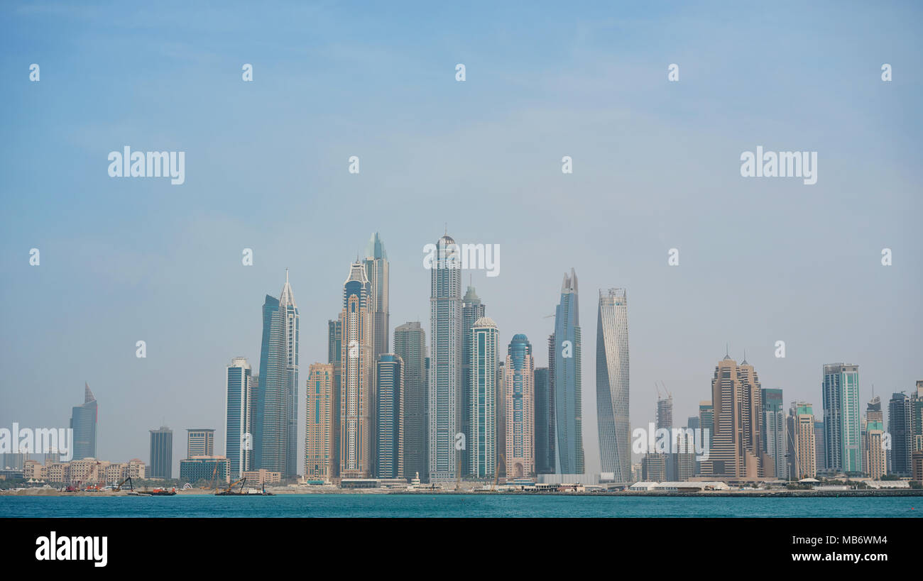 Skyscrapers by the sea hi-res stock photography and images - Alamy