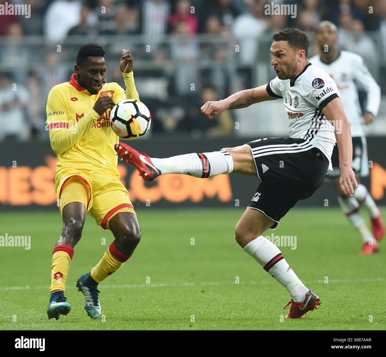 Istanbul, Turkey. 7th Apr, 2018. Dusko Tosic of Besiktas celebrates scoring  during 2017-2018 Turkish Super League match between Besiktas and Goztepe in  Istanbul, Turkey, on April 7, 2018. Besiktas won 5-1. Credit