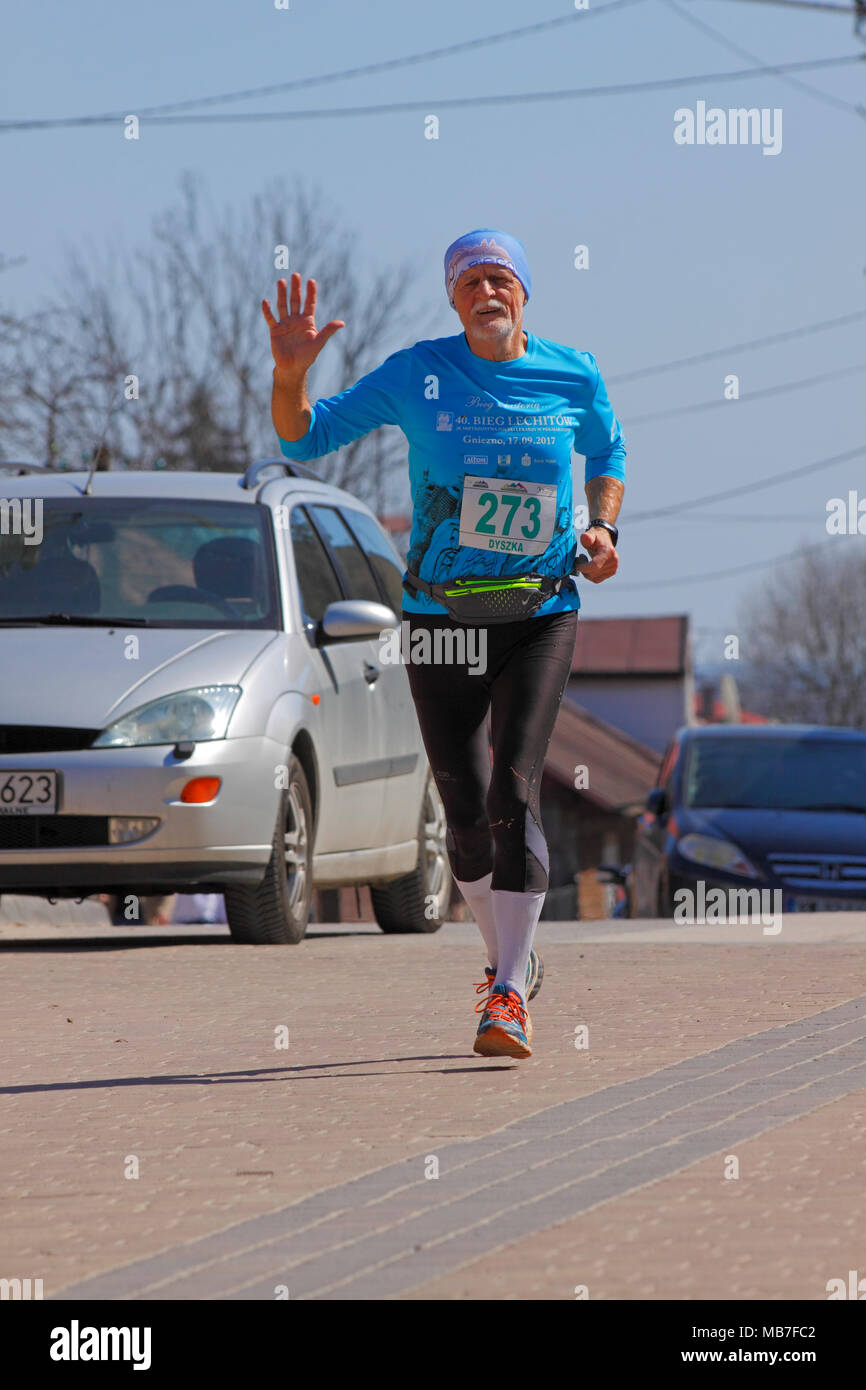 Activities that move amateur hi-res stock photography and images - Alamy