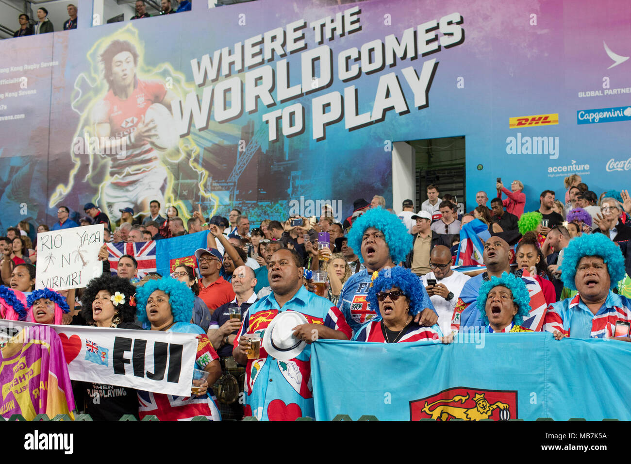 Hongkong, China. 08th Apr, 2018. Rugby Sevens Tournament in Hong Kong from 5 - 8 April 2018, Fiji vs Kenya, Fiji fans singing the national anthem before the game. Try by Australia's Lachie Miller - NO WIRE SERVICE - Credit: Jürgen Keßler/dpa/Alamy Live News Stock Photo