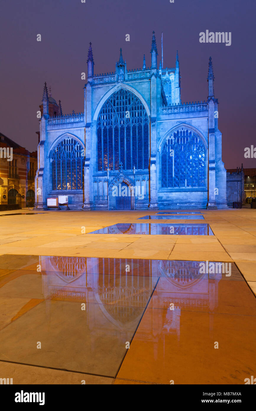 Hull, UK. 7th April, 2018. UK News: Hull Minster (formerly Holy Trinity Church), illuminated as part of the City's new 'Golden Hour' lighting installation, designed by artist Nayan Kulkarni. Hull, UK City of Culture 2017, East Yorkshire, UK. 7th April 2018. Credit: LEE BEEL/Alamy Live News Stock Photo