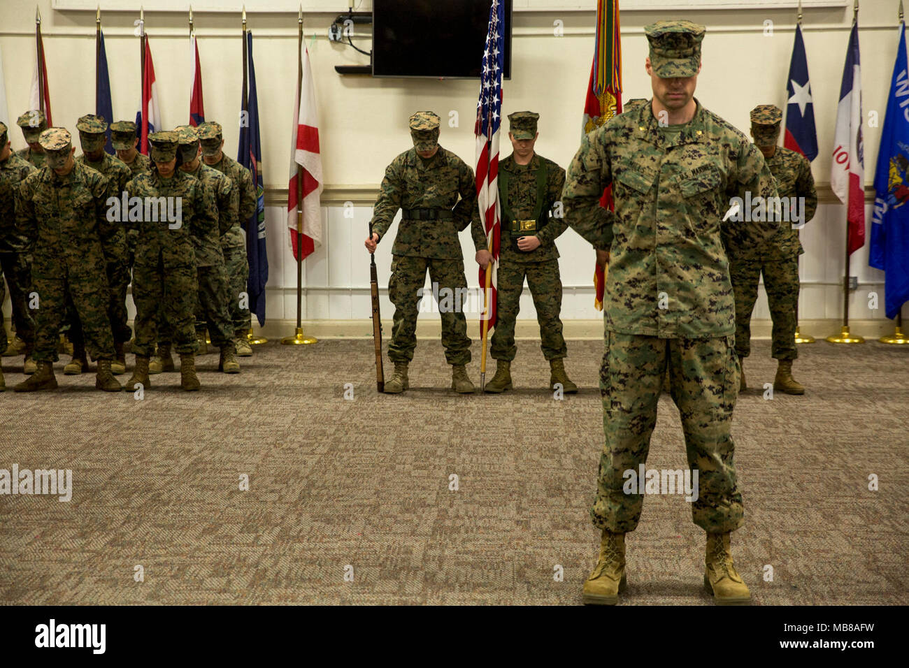 Combat logistics regiment 2 clr 2 hi-res stock photography and images ...