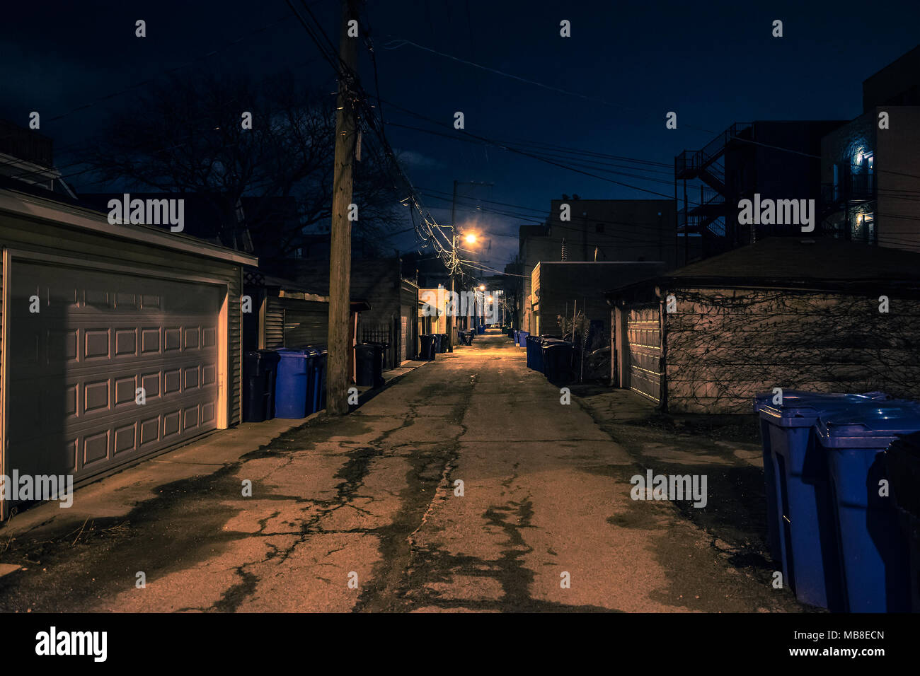 Dark And Eerie Urban City Alley At Night Stock Photo Alamy Dark And Eerie Urban City Alley At Night Stock Photo Alamy