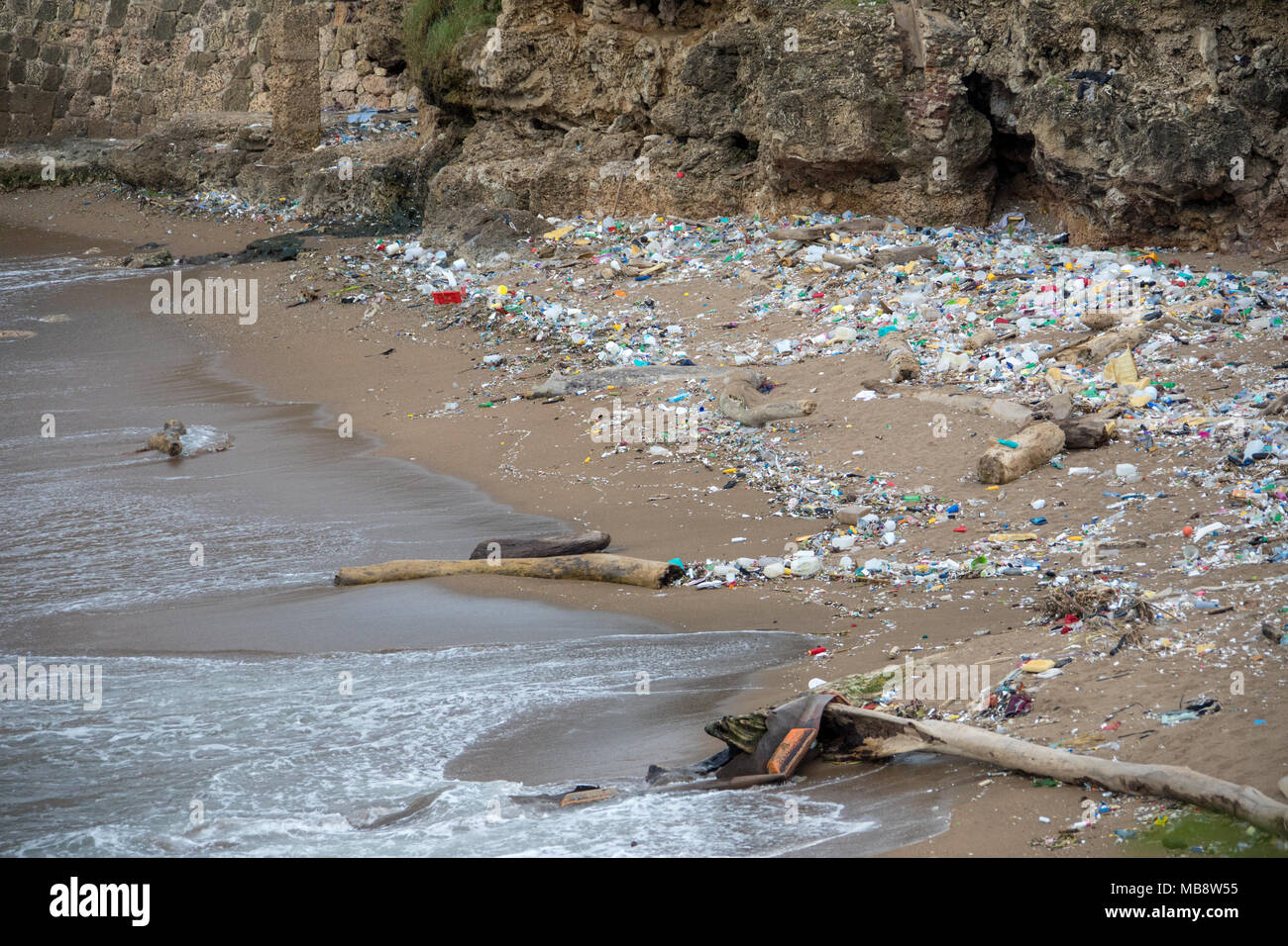 Pollution along the coastline, Santo Domingo, Domnican Republic Stock Photo