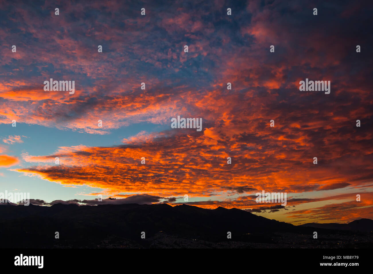 Sunset water clouds mountains hi-res stock photography and images - Alamy