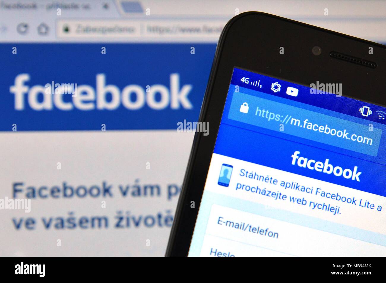 Facebook, login page, logo Stock Photo - Alamy