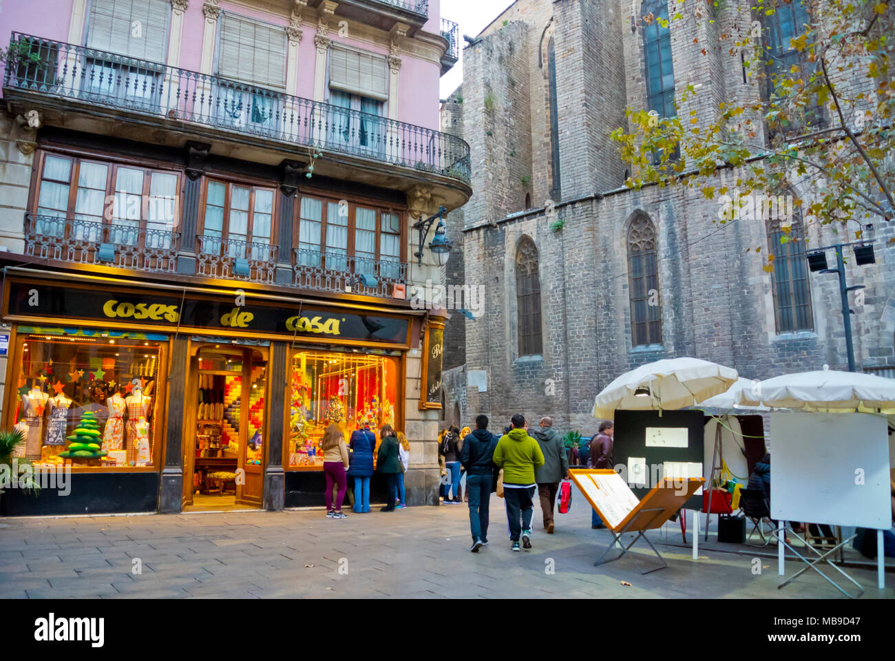 Placa de Sant Josep Oriol, Barri Gotic, Barcelona, Catalonia, Spain Stock  Photo - Alamy