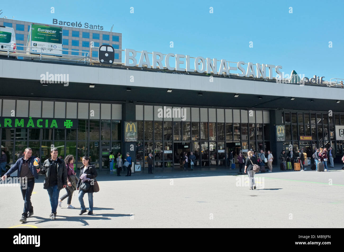 Estación sants barcelona hi-res stock photography and images - Alamy
