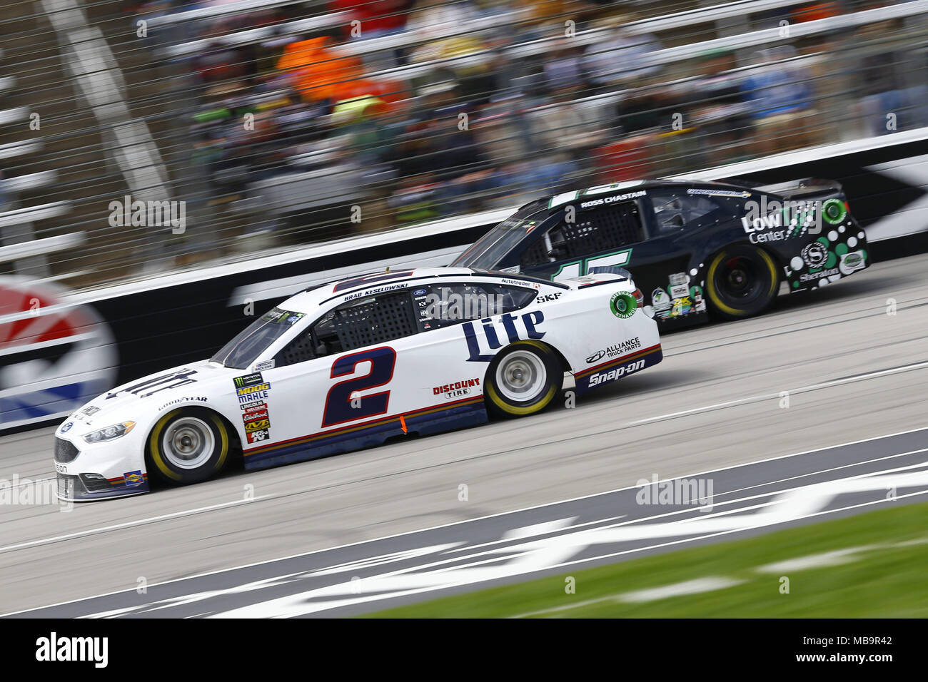 Ft. Worth, Texas, USA. 8th Apr, 2018. April 08, 2018 - Ft. Worth, Texas, USA: Brad Keselowski (2) and Ross Chastain (15) battle for position during the O'Reilly Auto Parts 500 at Texas Motor Speedway in Ft. Worth, Texas. Credit: Chris Owens Asp Inc/ASP/ZUMA Wire/Alamy Live News Stock Photo