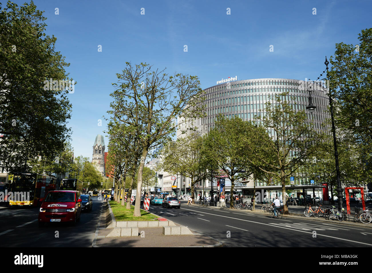 Berlin, Germany. 17th May, 2017. Kurfüstendamm with the Gedächtniskirche (Kaiser Wilhelm Memorial Church) and the Swissotel, pictured on 17.05.2017 in Berlin, Germany. Credit: Jens Kalaene/dpa-Zentralbild/ZB | usage worldwide/dpa/Alamy Live News Stock Photo