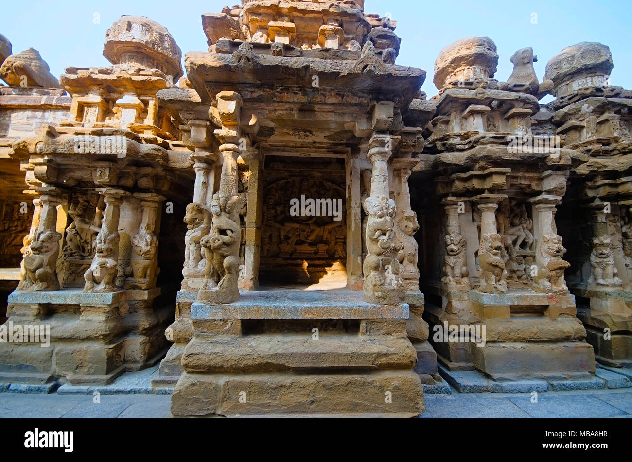 Outer view of Kailasanathar temple, Kanchipuram, Tamil Nadu, India. Hindu temple in the Dravidian architectural style, dedicated to the Lord Shiva. Bu Stock Photo