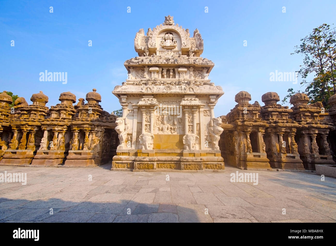 Outer view of Kanchi Kailasanathar temple Kanchipuram, Tamil Nadu, India. Hindu temple in Dravidian architectural style, dedicated to the Lord Shiva Stock Photo