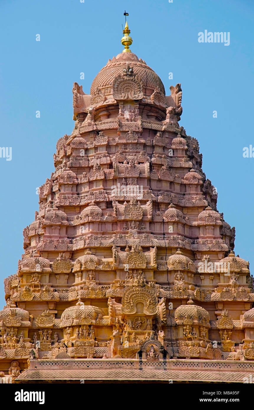 Carved Gopuram of Gangaikondacholapuram Temple. Thanjavur, Tamil Nadu