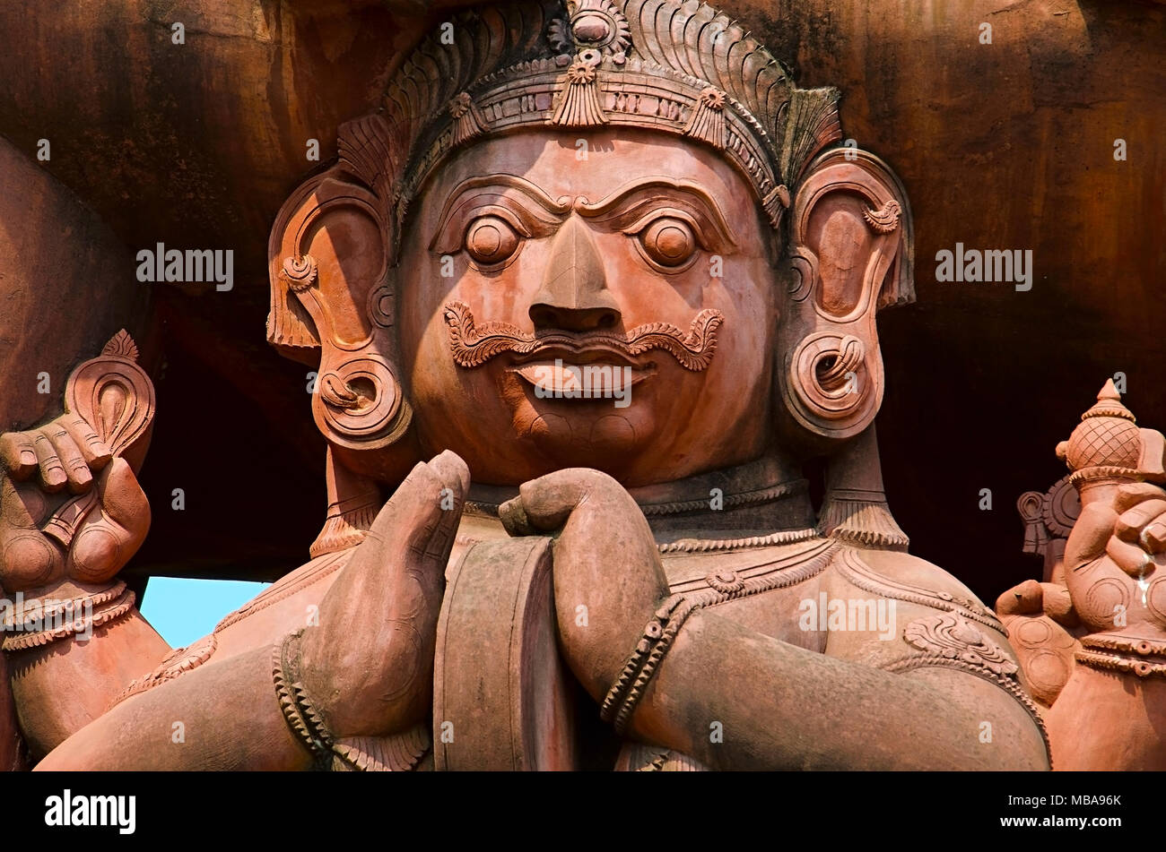 Carved idol on the carved idol, Near Shiva Temple, Gangaikonda Cholapuram, Tamil Nadu, India Stock Photo