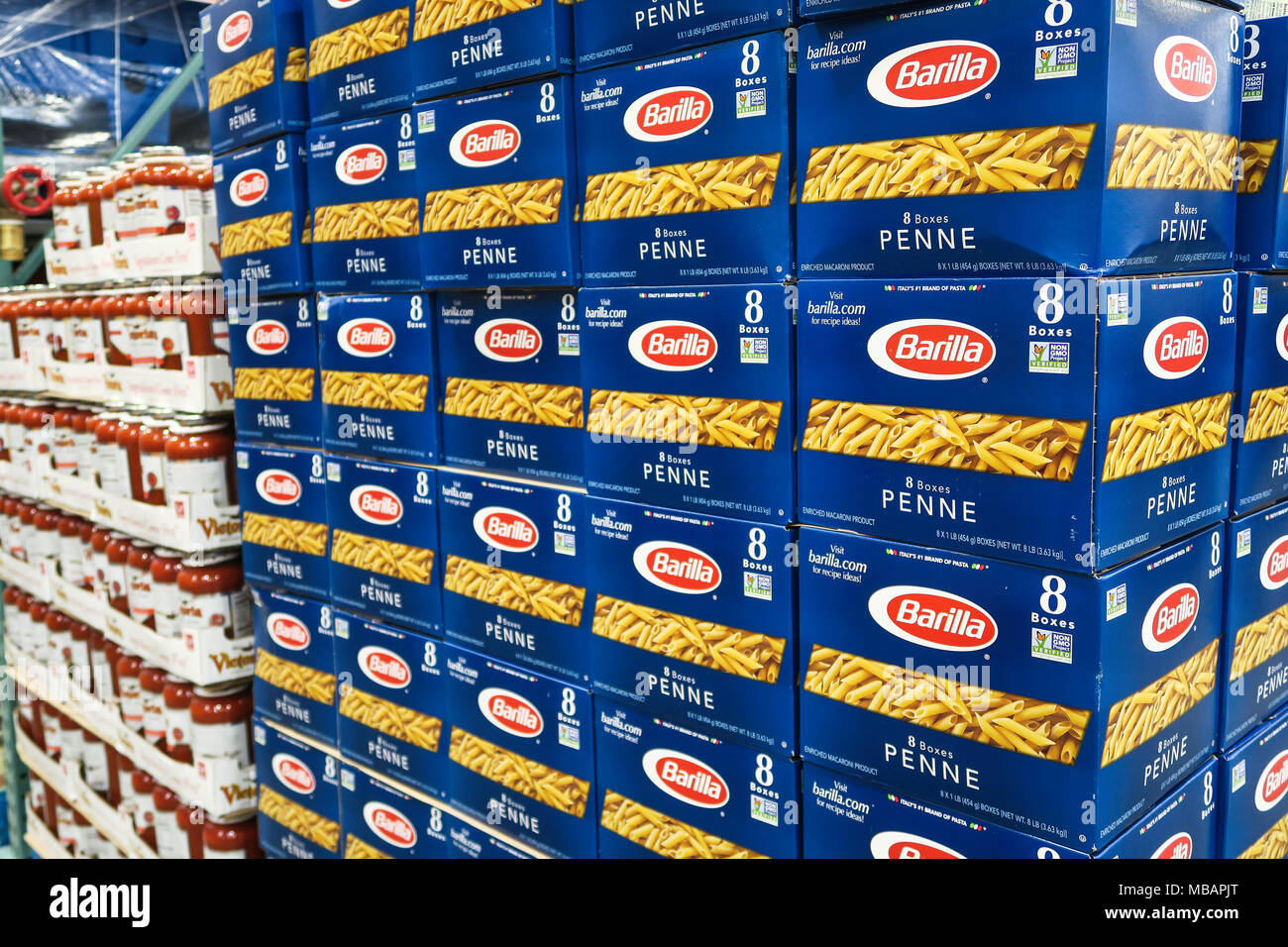 Costco Wholesale Warehouse Store in Massachusetts, USA Stock Photo Alamy