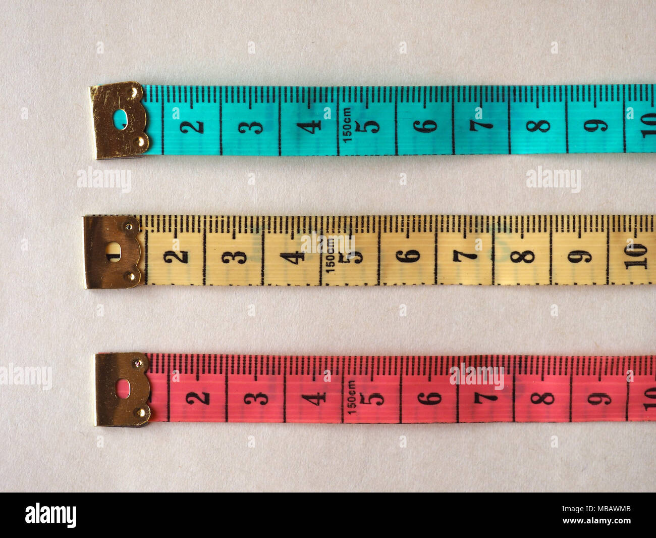 Naar de waarheid Tien adopteren soft tailor meter ruler in metric units Stock Photo - Alamy