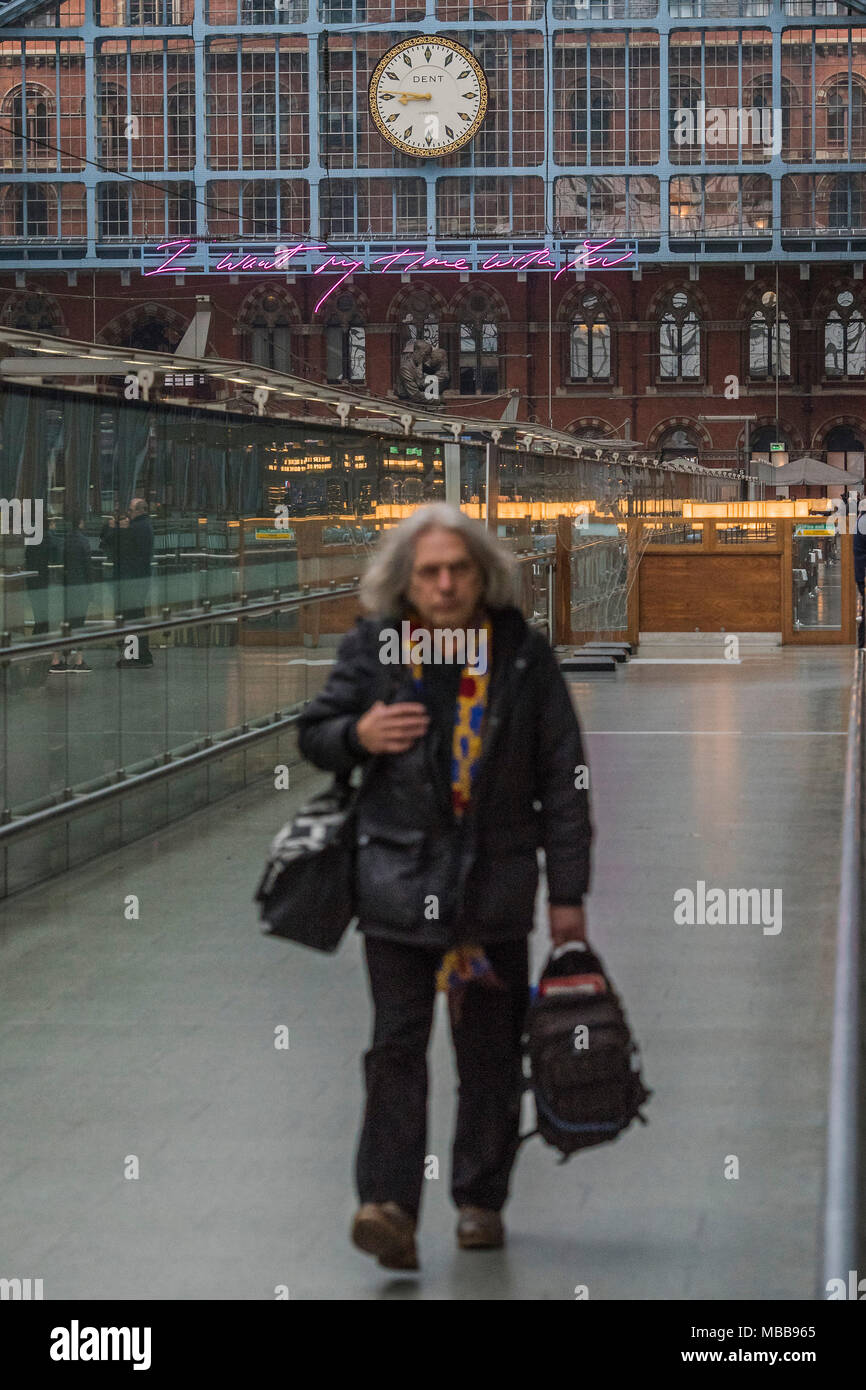 St Pancras, London, UK. 10th Apr, 2018. I Want My Time With You by Tracey Emin CBE RA. The Royal Academy of Arts and HS1 reveal the 2018 Terrace Wires installation at St Pancras International station, London. The work measures 20 metres and will be the largest text based work Emin has made to date. It will remain on display until the end of the year to mark the 250th anniversary of the Royal Academy of Arts and the 150th anniversary of St Pancras. Credit: Guy Bell/Alamy Live News Stock Photo