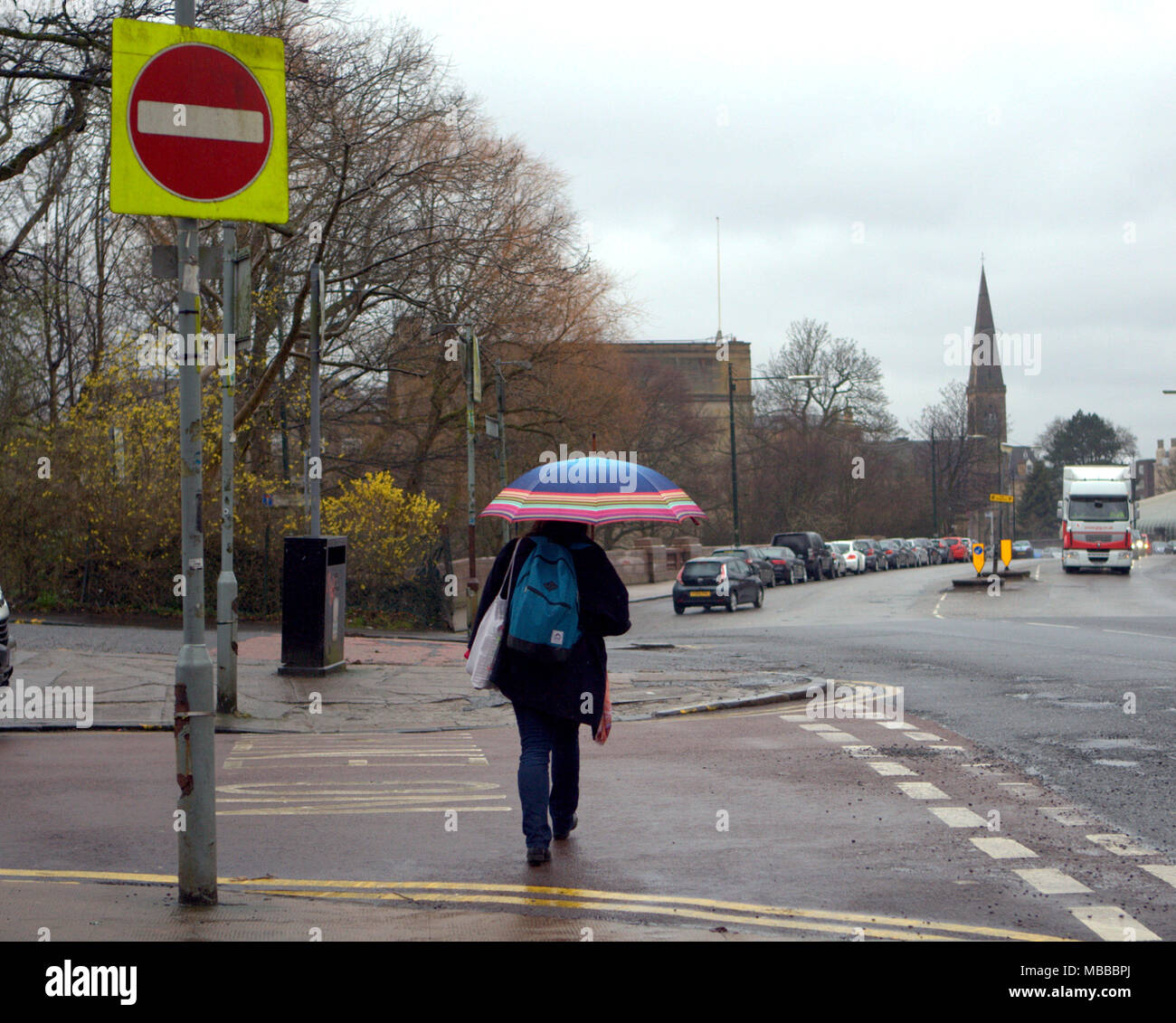 Glasgow, Scotland, UK 10th April. UK Weather :one way sign no entry queen Margaret drive  hillhead/ maryhill  oran more spire in the distance As jenna coleman visits the west end for filming its a miserable wet day with squalid showers. Gerard Ferry/Alamy news Stock Photo