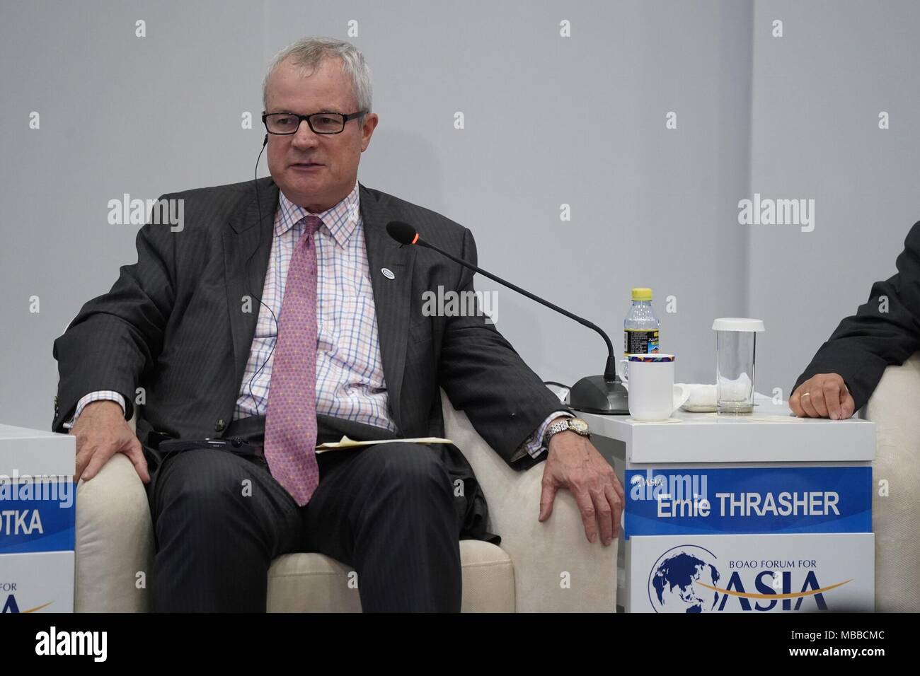 Boao, China's Hainan Province. 10th Apr, 2018. Ernie Thrasher, CEO of  Xcoal, speaks at the session of "The 'New Cycle' of Commodities? " during  the Boao Forum for Asia Annual Conference 2018