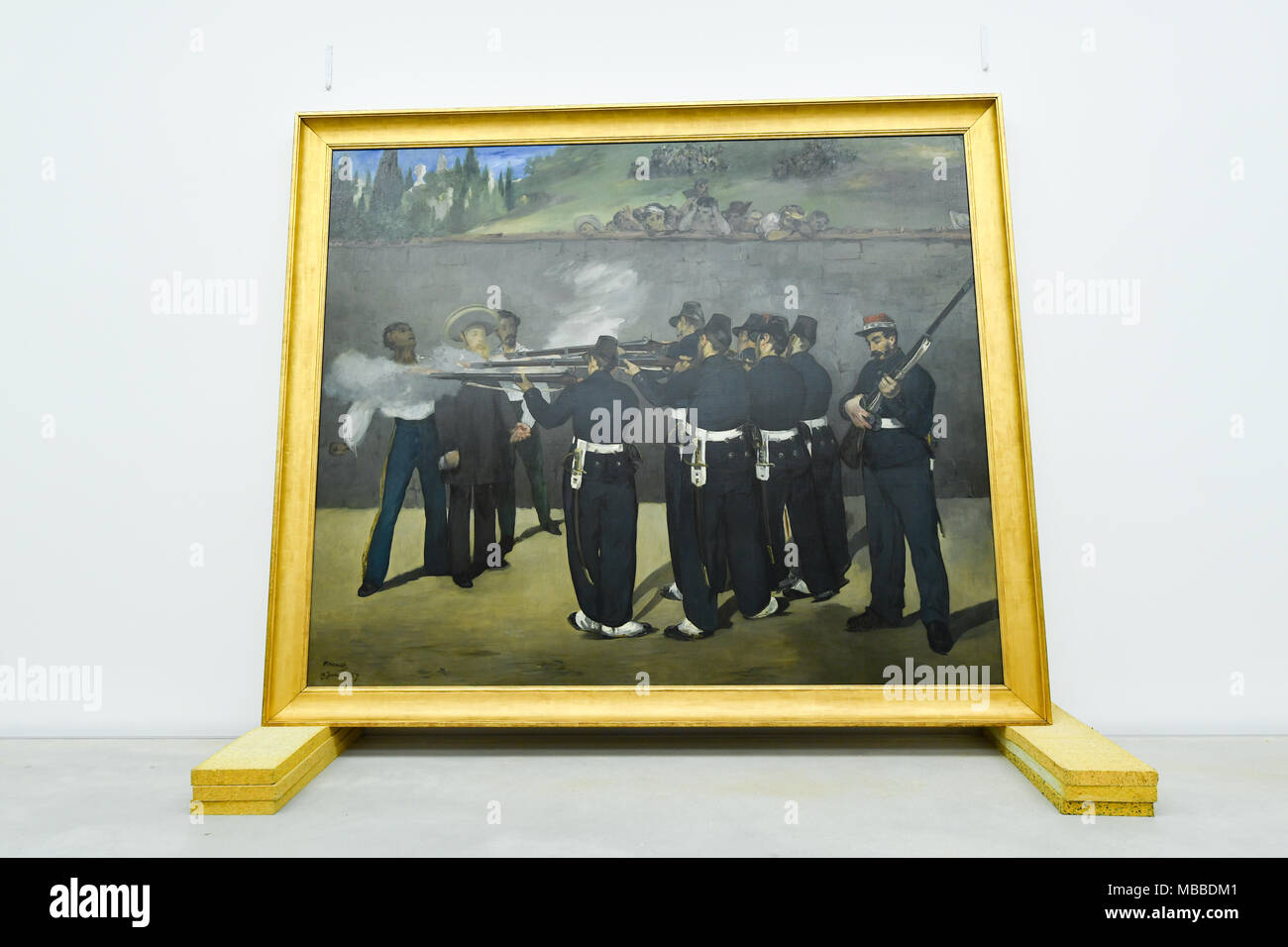 10 April 2018, Mannheim, Germany: The painting "The execution of Emperor  Maximilian of Mexico" by Edouard Manet, at the New Art Gallery. The heart  of the Manheim collection has been moved to