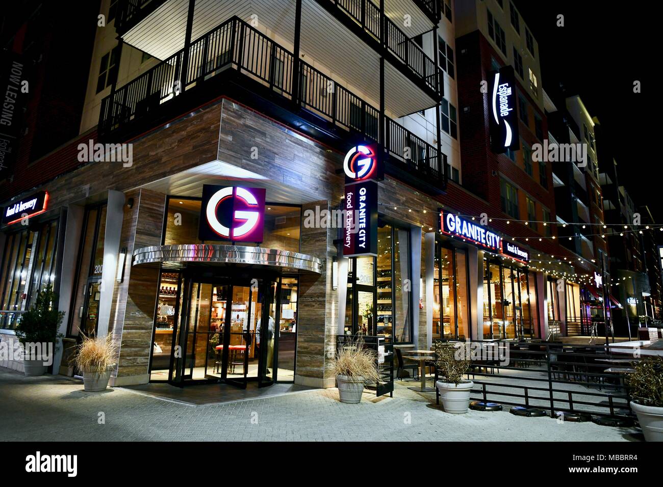 Granite city food and brewery hires stock photography and images Alamy