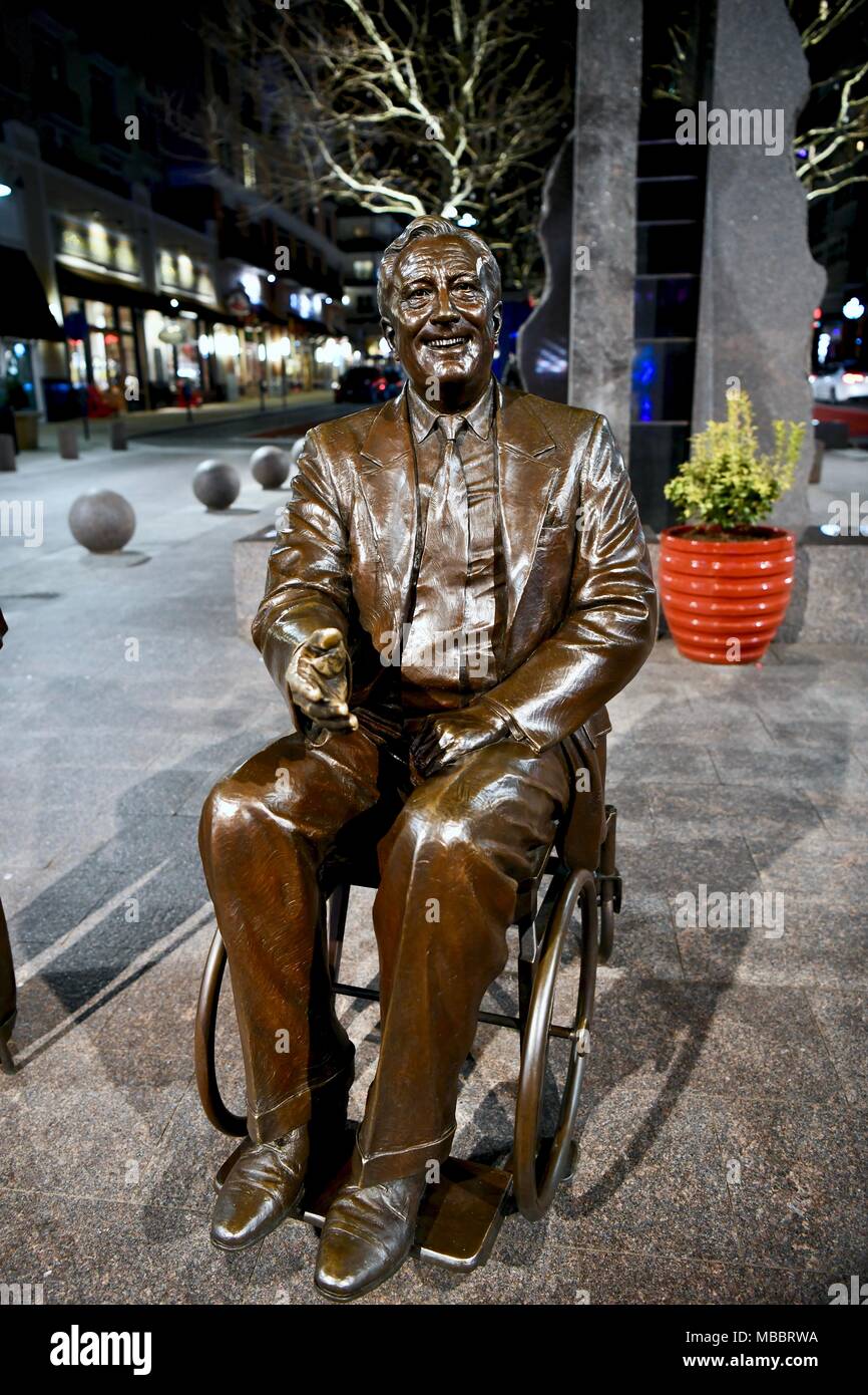 Statue of president Franklin Delano Roosevelt at the national harbor in Washington DC, USA Stock Photo