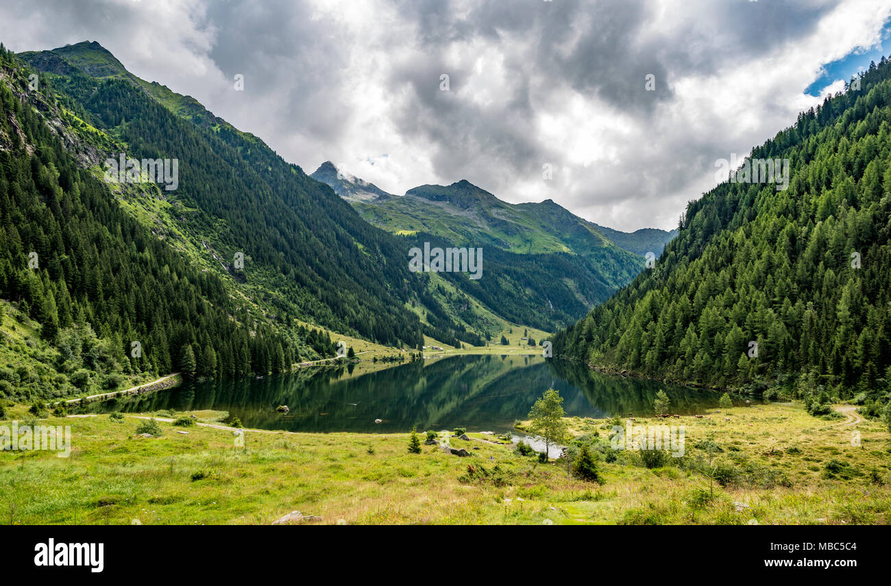 View into the valley over Riesachsee, Rohrmoos-Untertal, Schladminger Tauern, Schladming, Styria, Austria Stock Photo