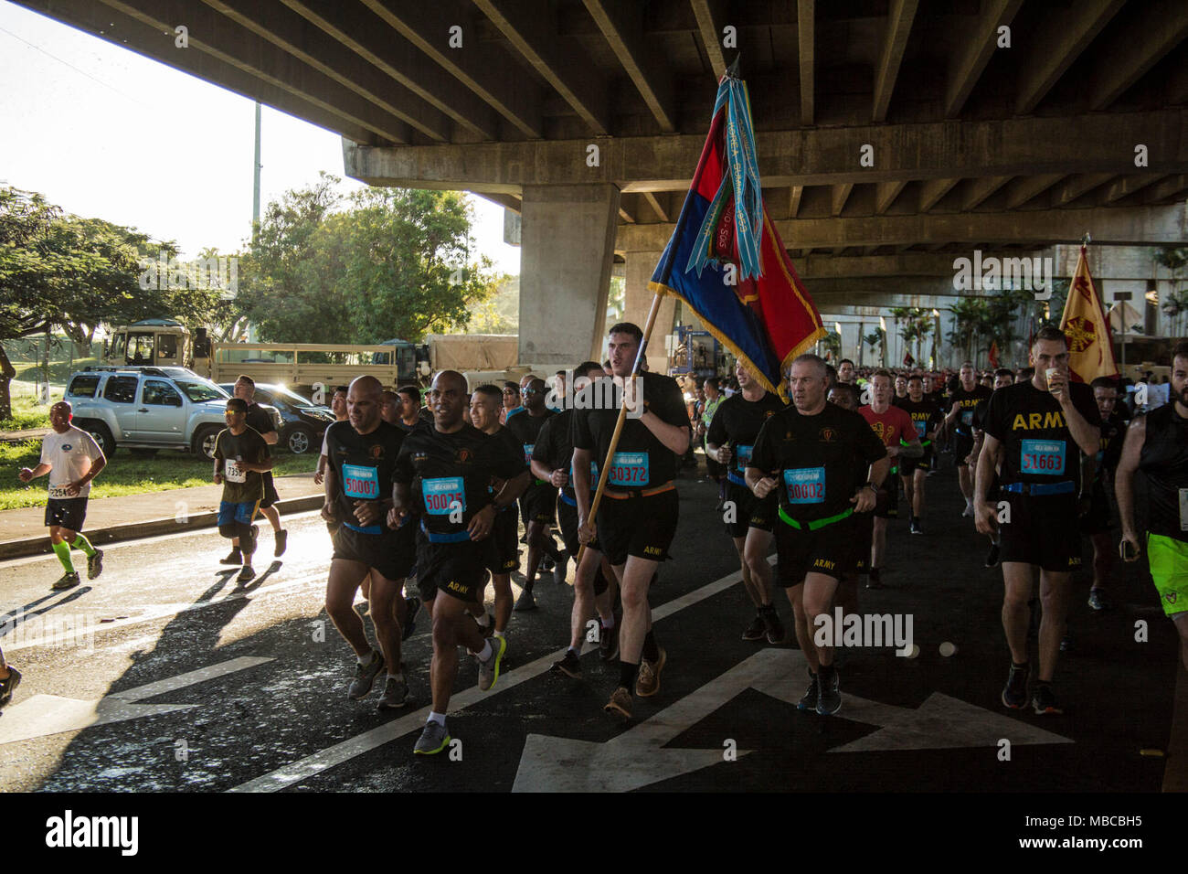 Maj. Gen. Ronald Clark leads Soldiers of the 25th Infantry Division in the 8.15-mile Great Aloha Run Feb. 19 in Honolulu. The foot race has raised more than $12 million for 150 non-profit health and human service organizations and community groups throughout Hawaii, according to Carole Kai Charities, Inc. ( Stock Photo