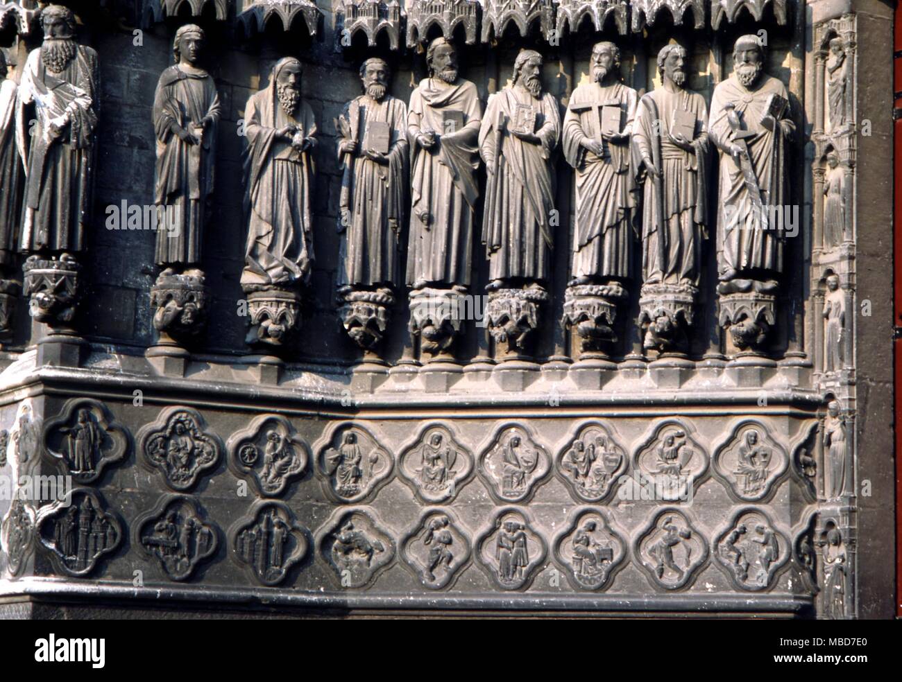 The alchemical central porch of the Cathedral at Amiens. For details of meaning, see Fulcanelli's 'Le Mystere des Cathedrales', 1971. Stock Photo