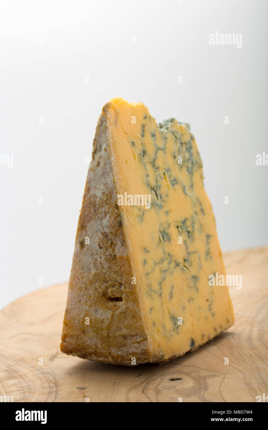 How cheese is made hires stock photography and images Alamy