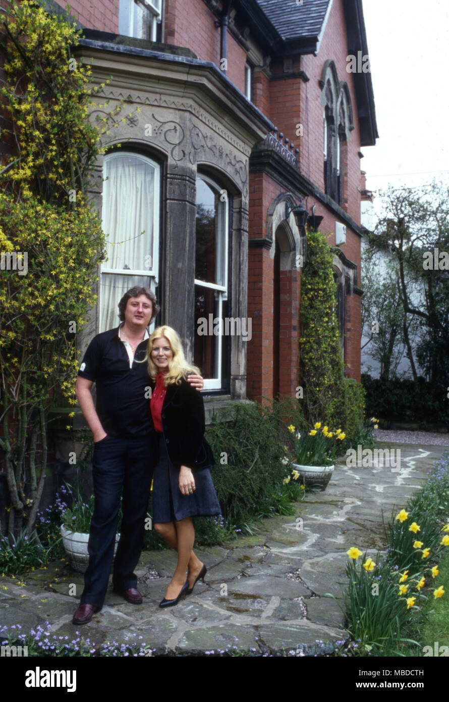 Photo Must Be Credited ©Alpha Press 008500 17/09/83 Eric Bristow and