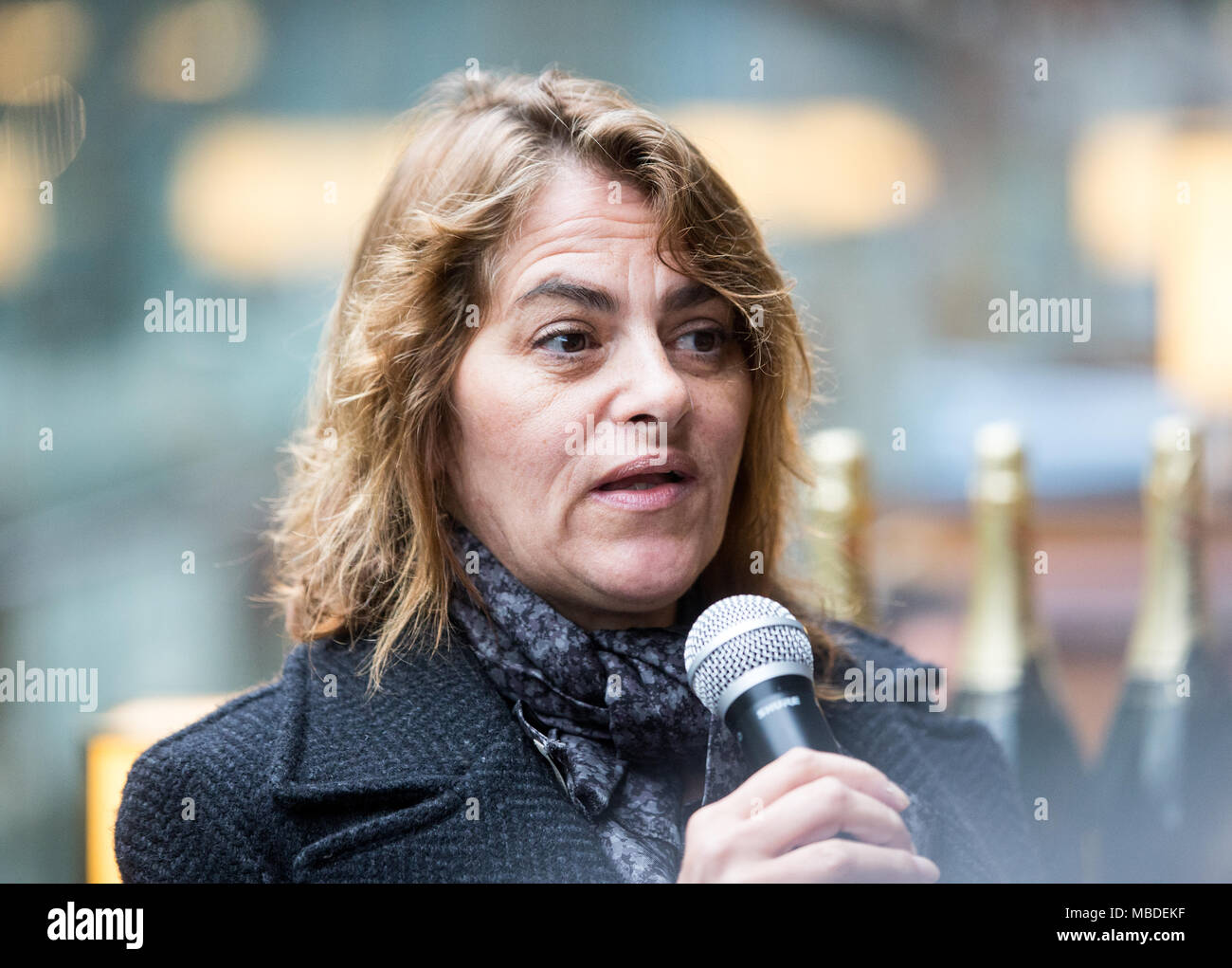 Tracey Emin CBE RA, reveals her new artrwork, 'I want my time with you, 2018. She said it was romantic and reaches out to people arriving from Europe. Stock Photo