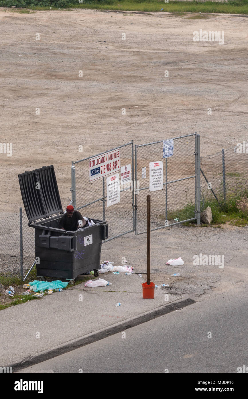 Homeless trash bin hires stock photography and images Alamy