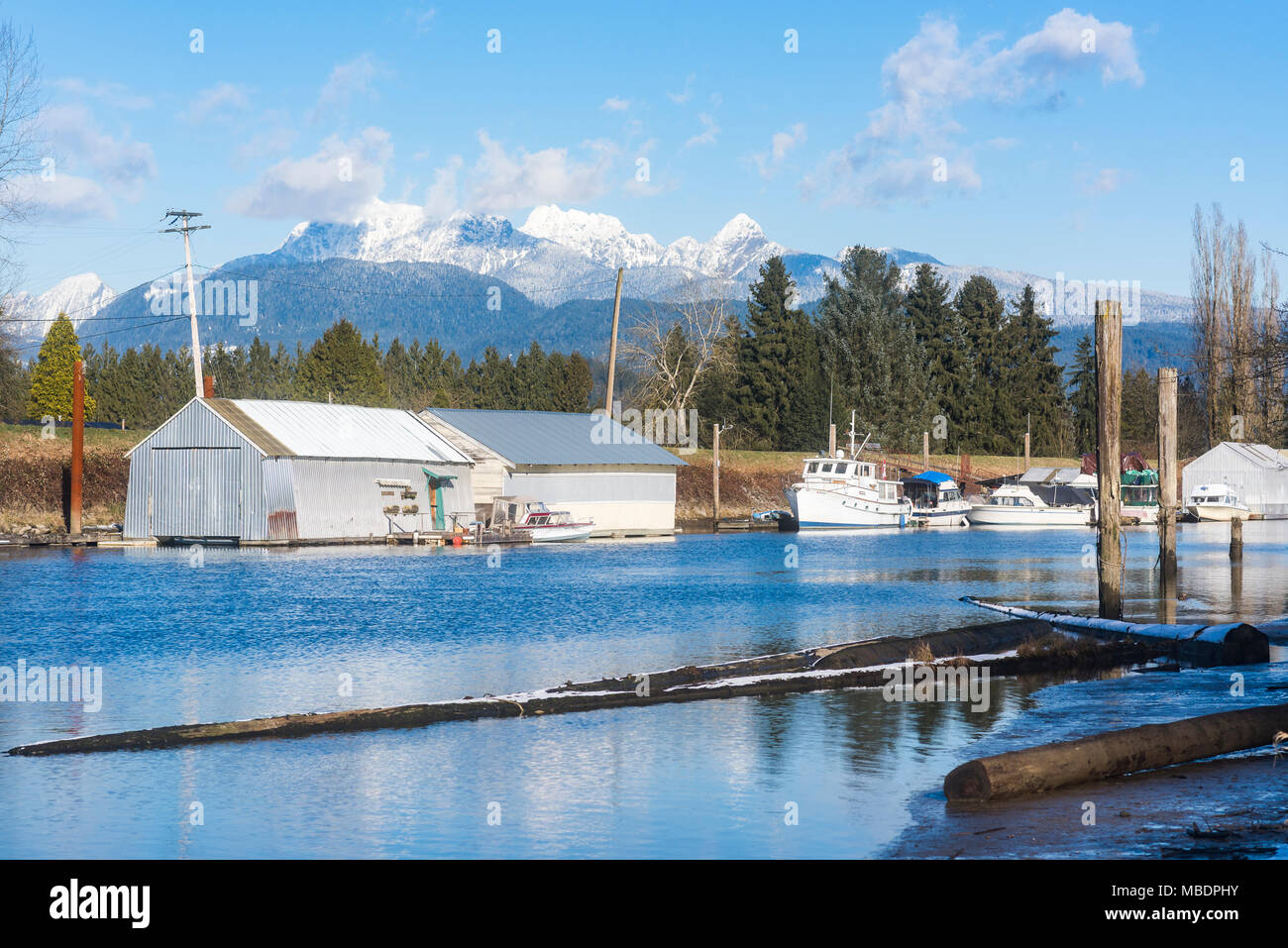 River boat house hires stock photography and images Alamy
