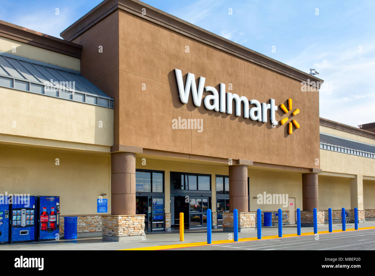 SALINAS, CA/USA - APRIL 8, 2104: Walmart store exterior and logo. Stock Photo