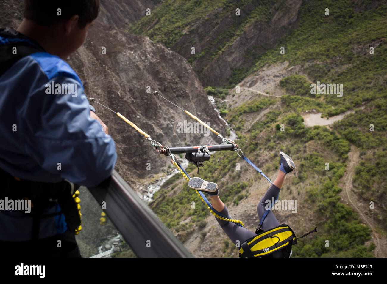 Nevis Swing, in The Remarkables mountain range, in Queenstown, New Zealand,  on 18 December 2017 Stock Photo - Alamy