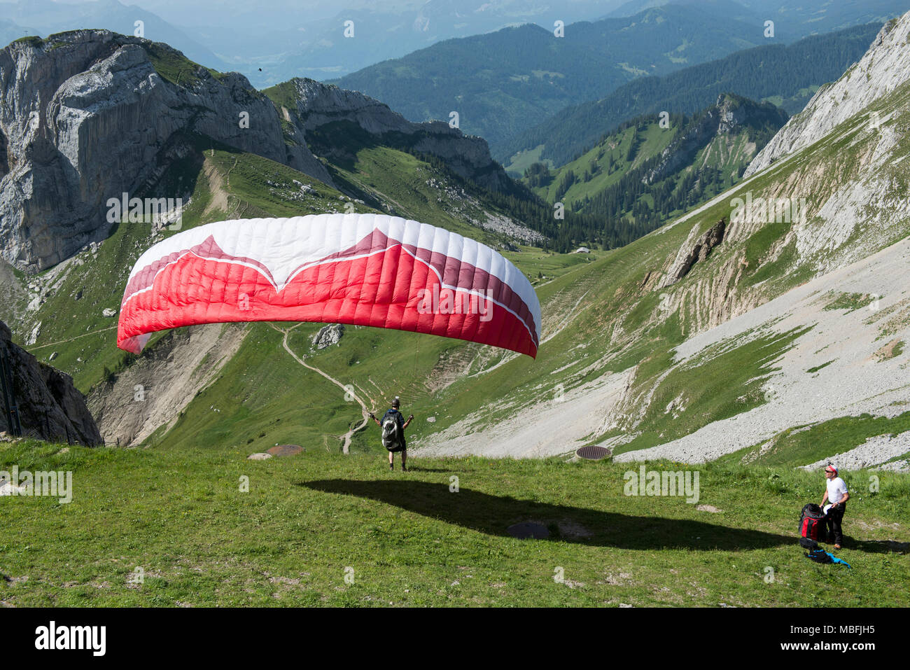 Hang Gliding, Lucerne, , Switzerland. 06,07, 2014. Pic shows Hang