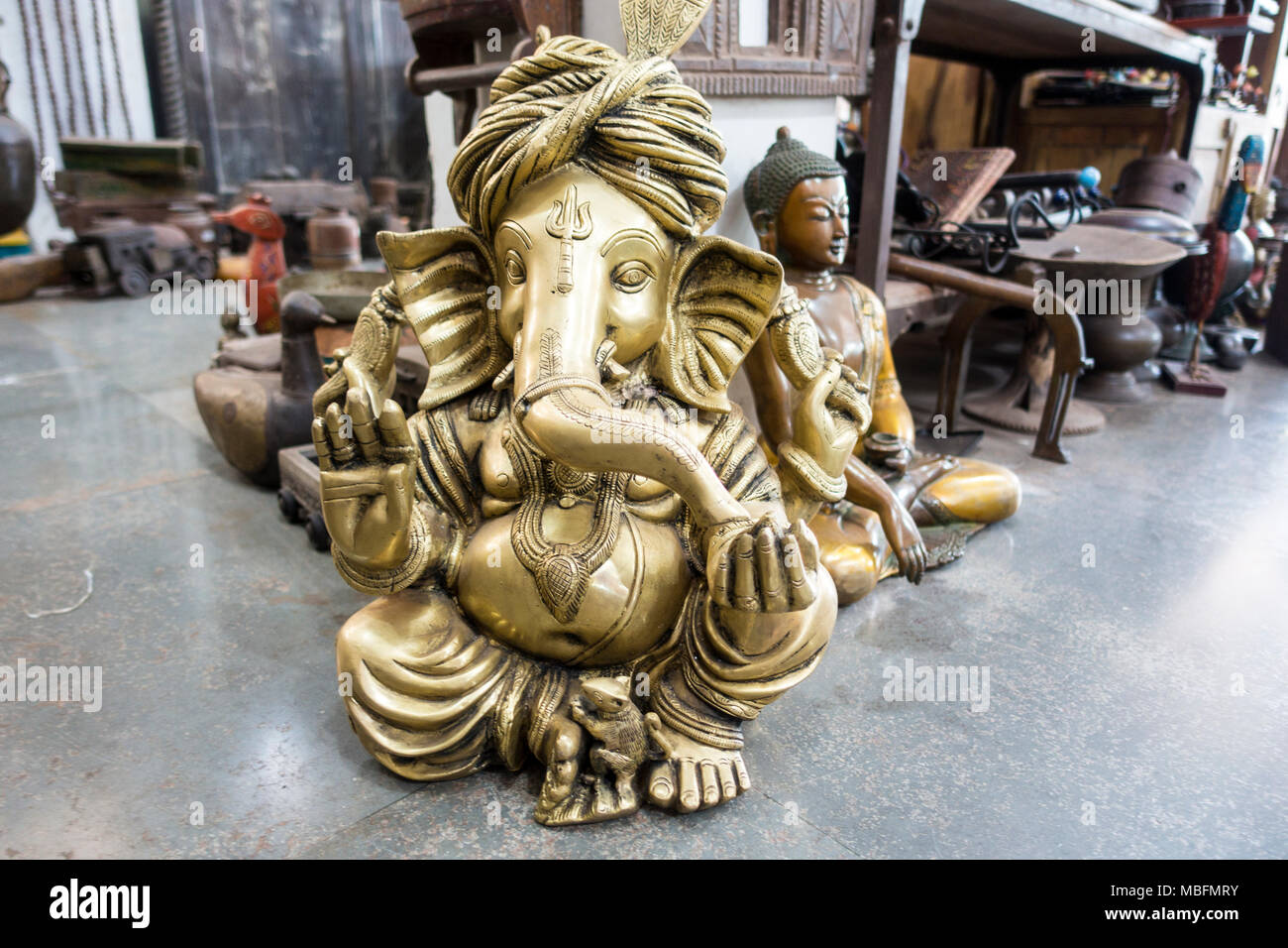 Hindu artifacts hi-res stock photography and images - Alamy
